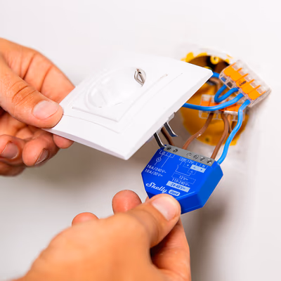 Shelly 1 Gen4 (4 buc.) - releu smart Wi-Fi, Zigbee si Matter, contact uscat 16 A - lifestyle