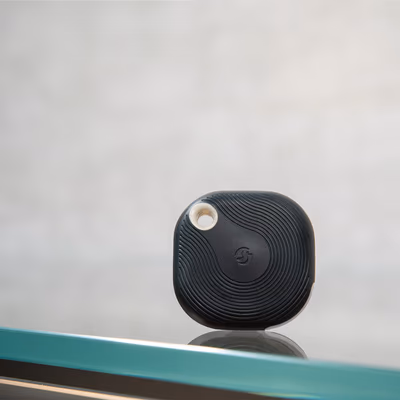 SHELLY-BLU-BUTTON-TOUGH-1-ZB-BLACK - lifestyle