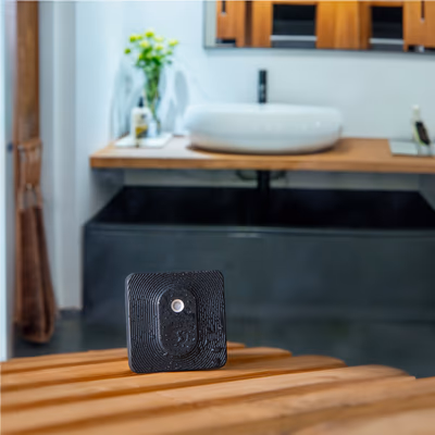 SHELLY-BLU-HT-ZB-BLACK - features
