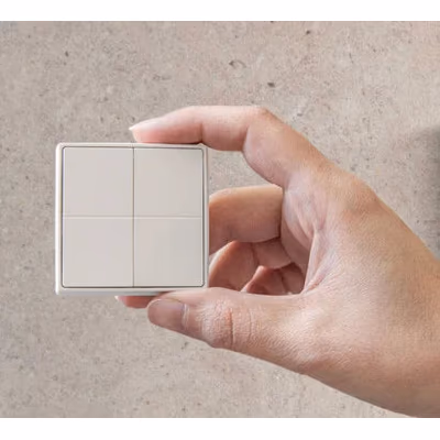SHELLY-BLU-WALL-SWITCH-4-BUSCH-JAEGER - lifestyle