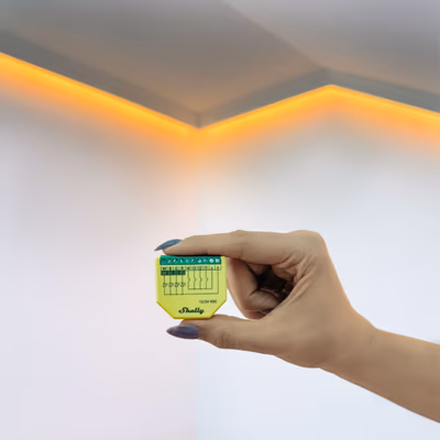 Shelly Plus RGBW PM controler banda LED Wi-Fi cu masurarea consumului - specs