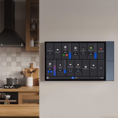 Shelly Wall Display XL Grey — panou tactil 10,1" Android pentru casa inteligentă - lifestyle