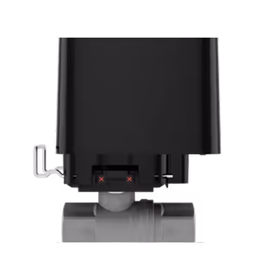 Ajax WaterStop DN15 ½" — управляемый кран перекрытия воды, чёрный - lifestyle